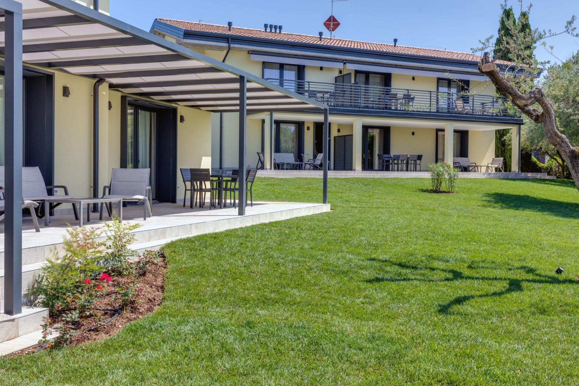 Oleandro Holiday Apartments Bardolino Eksteriør billede